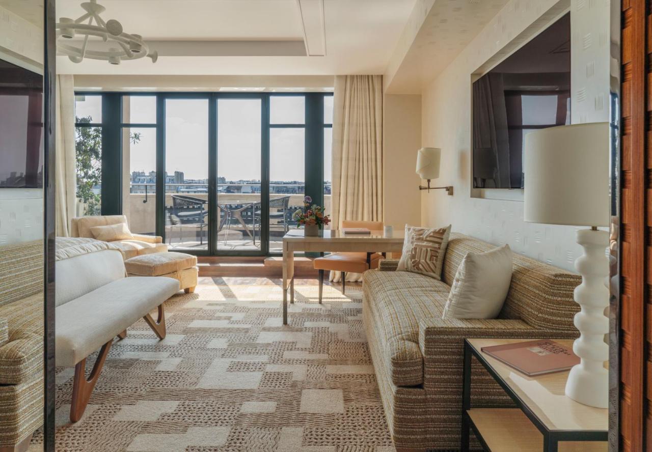 Suite Júnior com Varanda