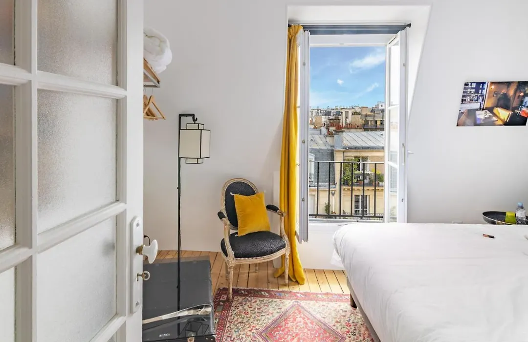 Maisondeschaumes-Paris-1