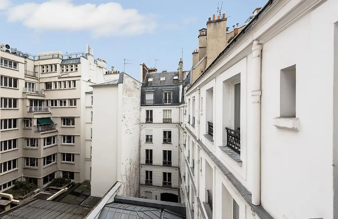 Charmant Studio Pres Des Champs-Elysees-1