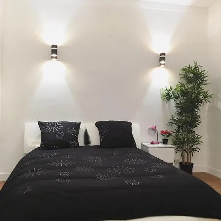 Cosy Apartment Near Eiffel Tour-2