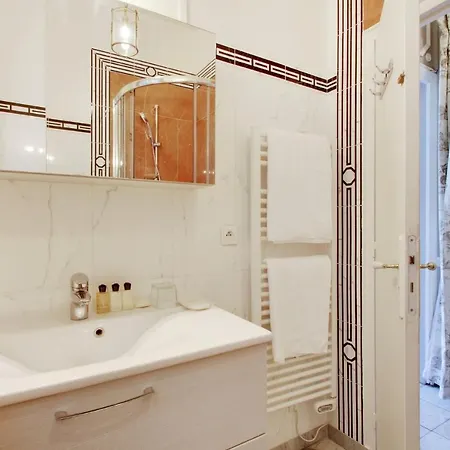 Suite Junior Avec Balcon Et Vue Sur Arc De Triomphe-2